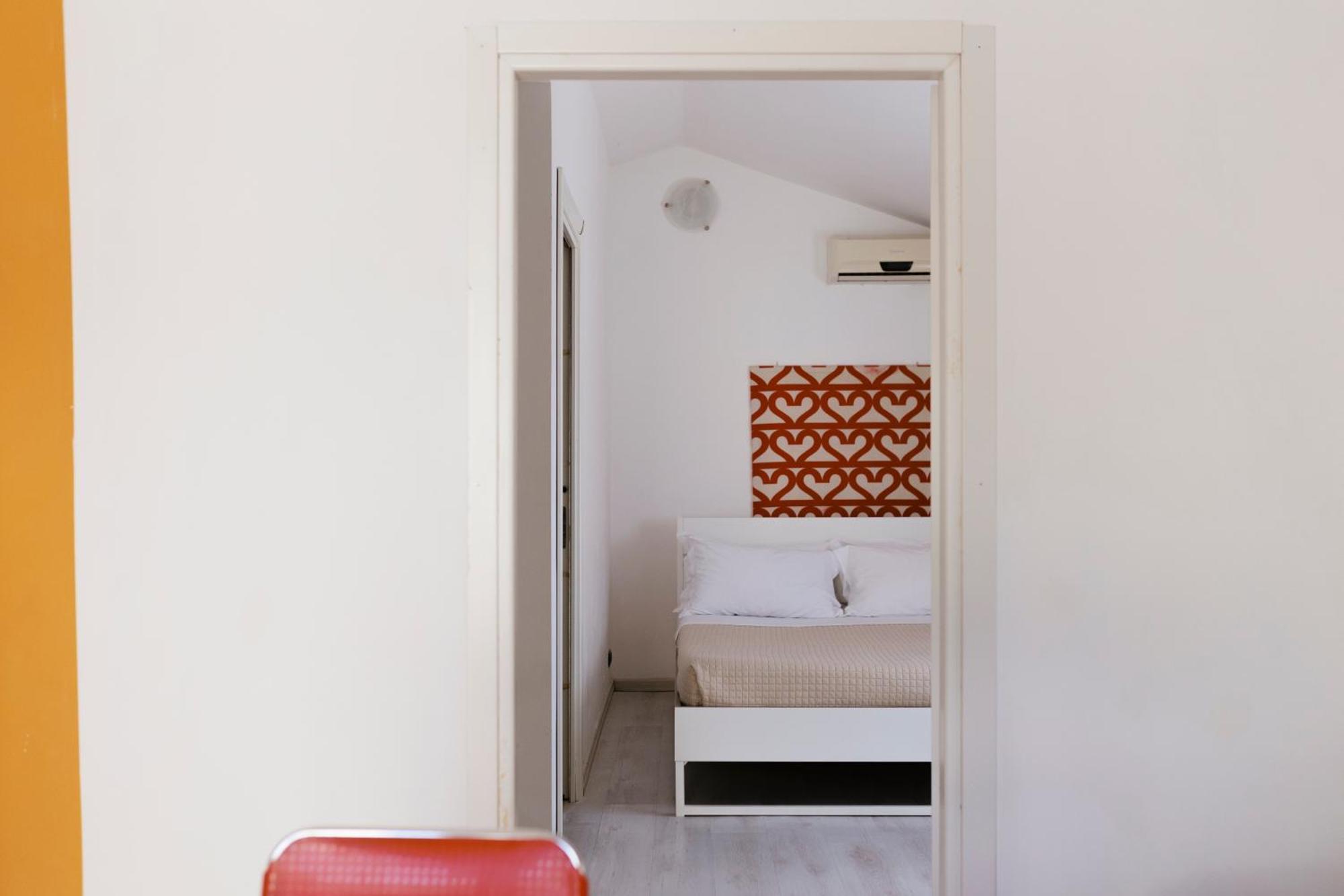 Chiara Aparthotel