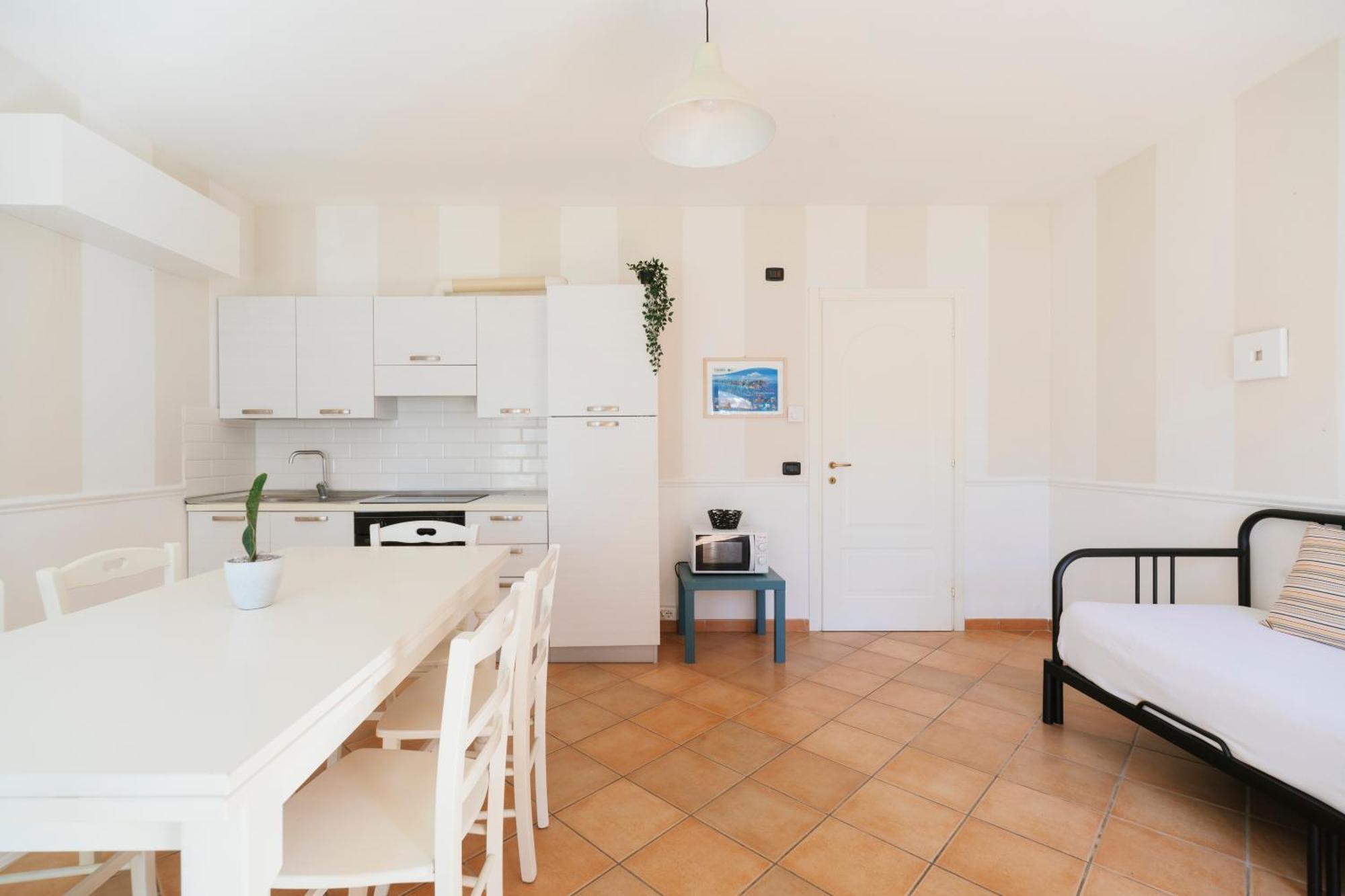 Aparthotel Chiara *